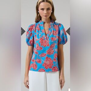 SUGARLIPS Ripon Floral Close to You Neck Top size XS